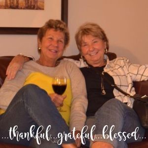 Meet your Posher, Elaine